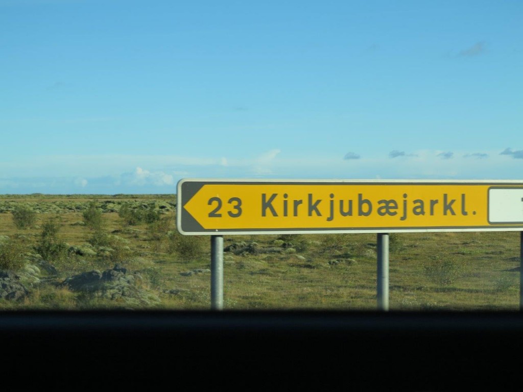 Mot Kirkju.....?!?